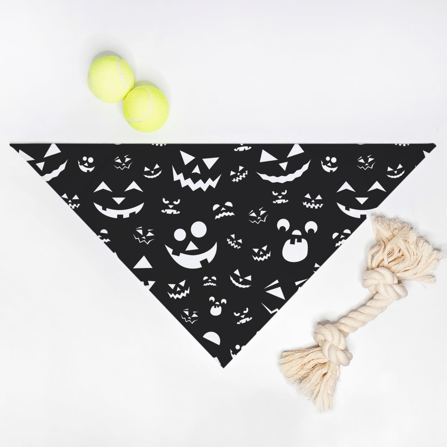 Pumpkin Face Pet Bandana Wht